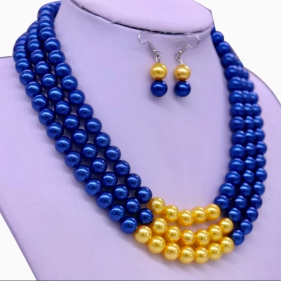 Layered Statement Necklace! - Picture 14 of 14